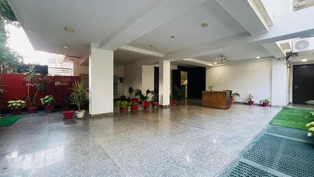 Gurgaon, Apartments, Flats, Houses & Villas, INR 4500/day,  Furnished,  1 BR,  600 Sq. Feet,  1 BHK Apartment Apartment DLF Cyber City Gurgaon