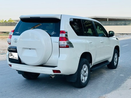 Manama, Vehicles, Cars & Trucks , BHD 1,  Toyota Land Cruiser Prado,  2015,  175000 KM,  4 Cylinder - TXL