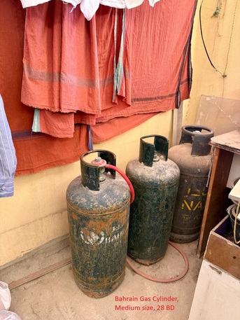 Riffa, Appliances, BHD 1,  Urgent Sale Expact Leaving