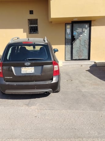 Hofuf, Vehicles, Cars & Trucks , SAR 20000,  Kia Carens,  2012,  Automatic,  235000 KM,
