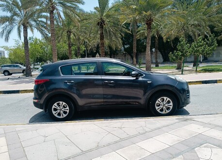 Manama, Vehicles, Cars & Trucks , BHD 4500,  Kia Sportage,  2018,  Automatic,  98000 KM,  EXCELLANT CONDITION