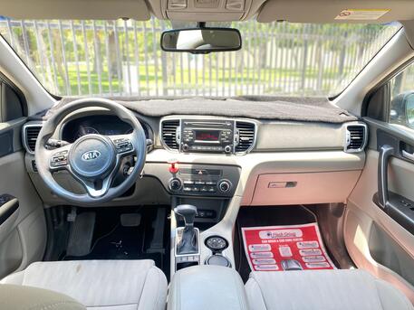 Manama, Vehicles, Cars & Trucks , BHD 4500,  Kia Sportage,  2018,  Automatic,  98000 KM,  EXCELLANT CONDITION