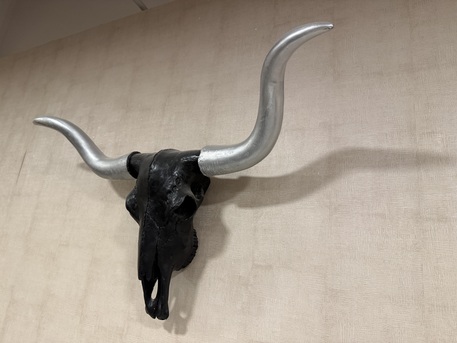 Riyadh, Furniture, SAR 3500,  Large Decorative Horse Sculpture + Longhorn Wall Art &ndash; SAR 3,500