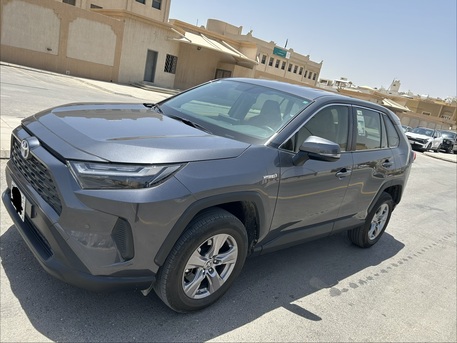 Al Mursalat, Vehicles, Cars & Trucks , SAR 105000,  Toyota RAV4 Hybrid,  2024,  Automatic,  15700 KM,  Toyota RAV4 Only Used For Home Office Purpose.