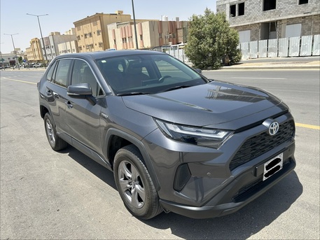 Al Mursalat, Vehicles, Cars & Trucks , SAR 105000,  Toyota RAV4 Hybrid,  2024,  Automatic,  15700 KM,  Toyota RAV4 Only Used For Home Office Purpose.