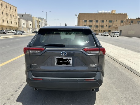 Al Mursalat, Vehicles, Cars & Trucks , SAR 105000,  Toyota RAV4 Hybrid,  2024,  Automatic,  15700 KM,  Toyota RAV4 Only Used For Home Office Purpose.