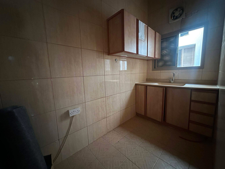 Gudaibiya, Apartments, Flats, Houses & Villas, BHD 170/month,  1 BR,  Gudaibiya:- Close To Aster Clinic.1BHK Unfurnished Flat On Rent With A/C.Bd 170/- With EWA