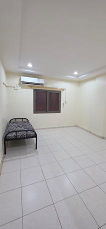 Riyadh, Rooms for Rent, SAR 800/month,  Spacious Executive Bachelor Room For Rent