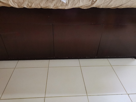 Isa Town, Household Items, Grill With Tava, Roti Maker, Table, Dewan, Washing Machine, Fish Tank, Dining Table, Cycle