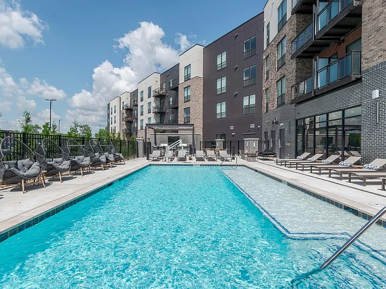 Los Angeles, Apartments, Flats, Houses & Villas, USD 1324/month,  Furnished,  1 BR,  543 Sq. Meter,  1600 NW 38th St, Kansas City, MO 64116