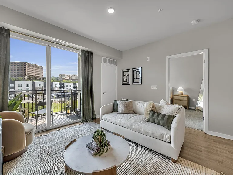 Los Angeles, Apartments, Flats, Houses & Villas, USD 1324/month,  Furnished,  1 BR,  543 Sq. Meter,  1600 NW 38th St, Kansas City, MO 64116