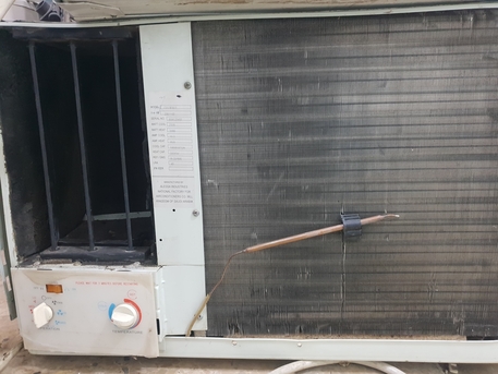 Riyadh, Air Conditioners, SAR 350,  Window Air Condition "Exchange Offer