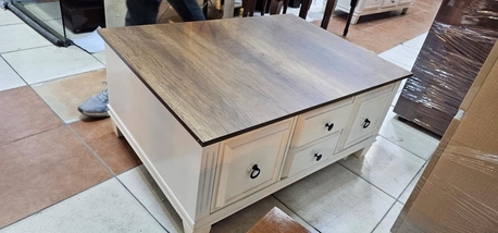 Riyadh, Furniture, Premium Quality Brand-New Tables For Homes, Offices & Businesses