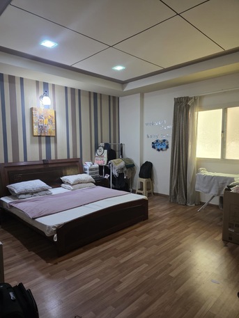 Juffair, Apartments, Flats, Houses & Villas, BHD 100/month,  Furnished,  1 BR,  Bed Space 100Bd /FF / Shared Bathroom And Kitchen / Wifi Free / Pool Access