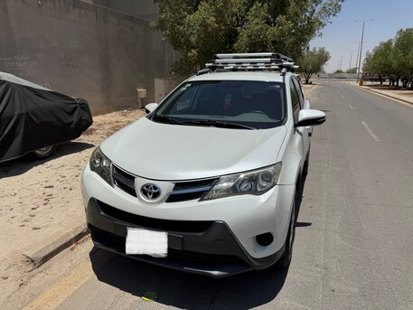 Riyadh, Vehicles, Cars & Trucks , SAR 48500,  Toyota RAV4,  2015,  Automatic,  179 KM,  Clean Car