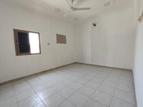 Tubli, Apartments, Flats, Houses & Villas, BHD 110/year,  2 BR,  Tubli:- 2Bhk Unfurnished Flat On Rent ..