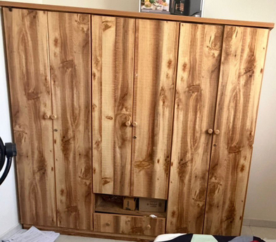 Riyadh, Furniture, SAR 550,  Wardrobe & Cooking Range In Good Condition