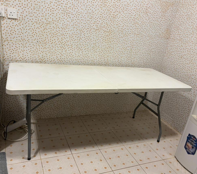 Riyadh, Furniture, SAR 550,  Wardrobe & Cooking Range In Good Condition
