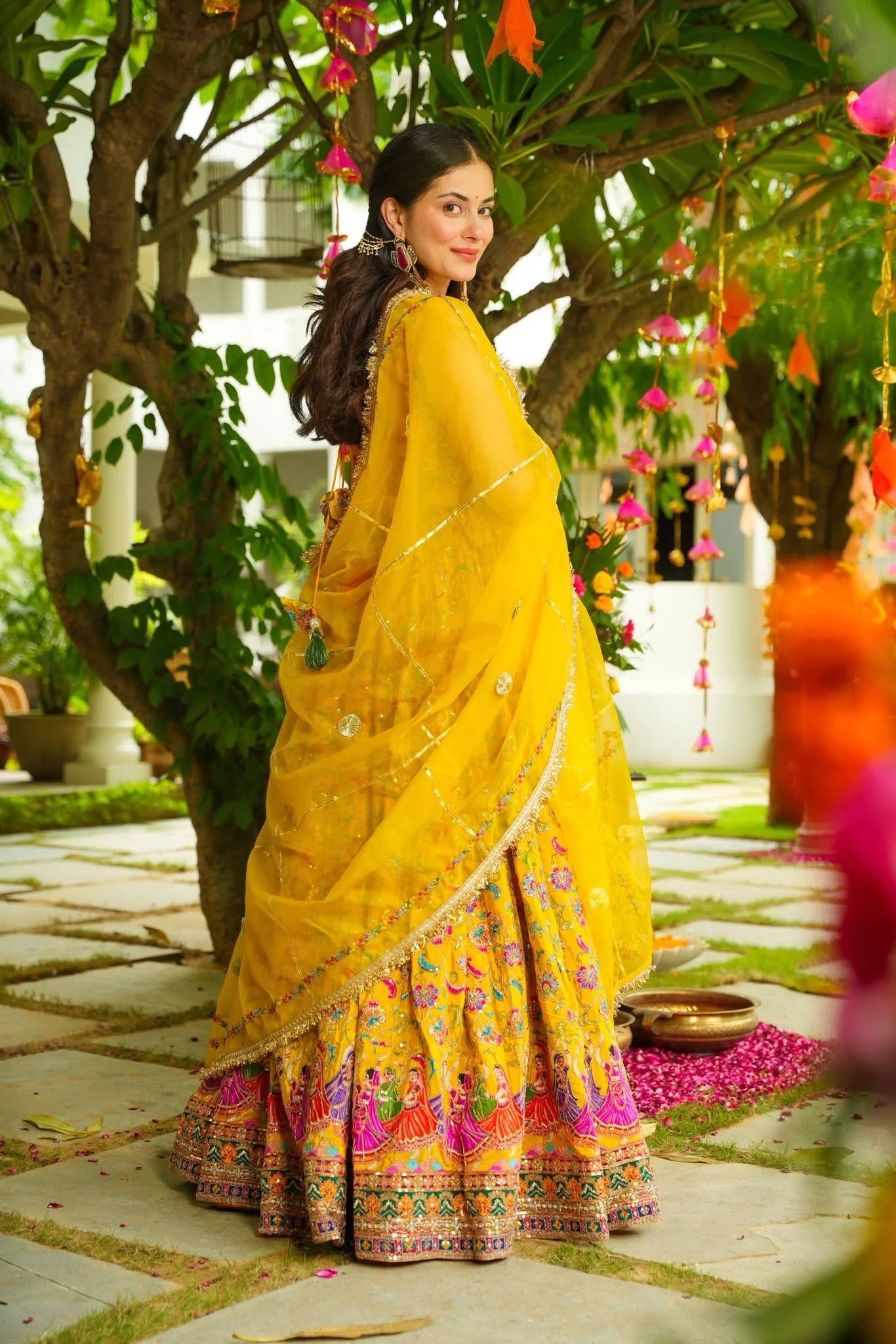 Jaipur, Clothing & Accessories, INR 11200,  Buy Idaho Raasnika Heavy Lehenga Set Online