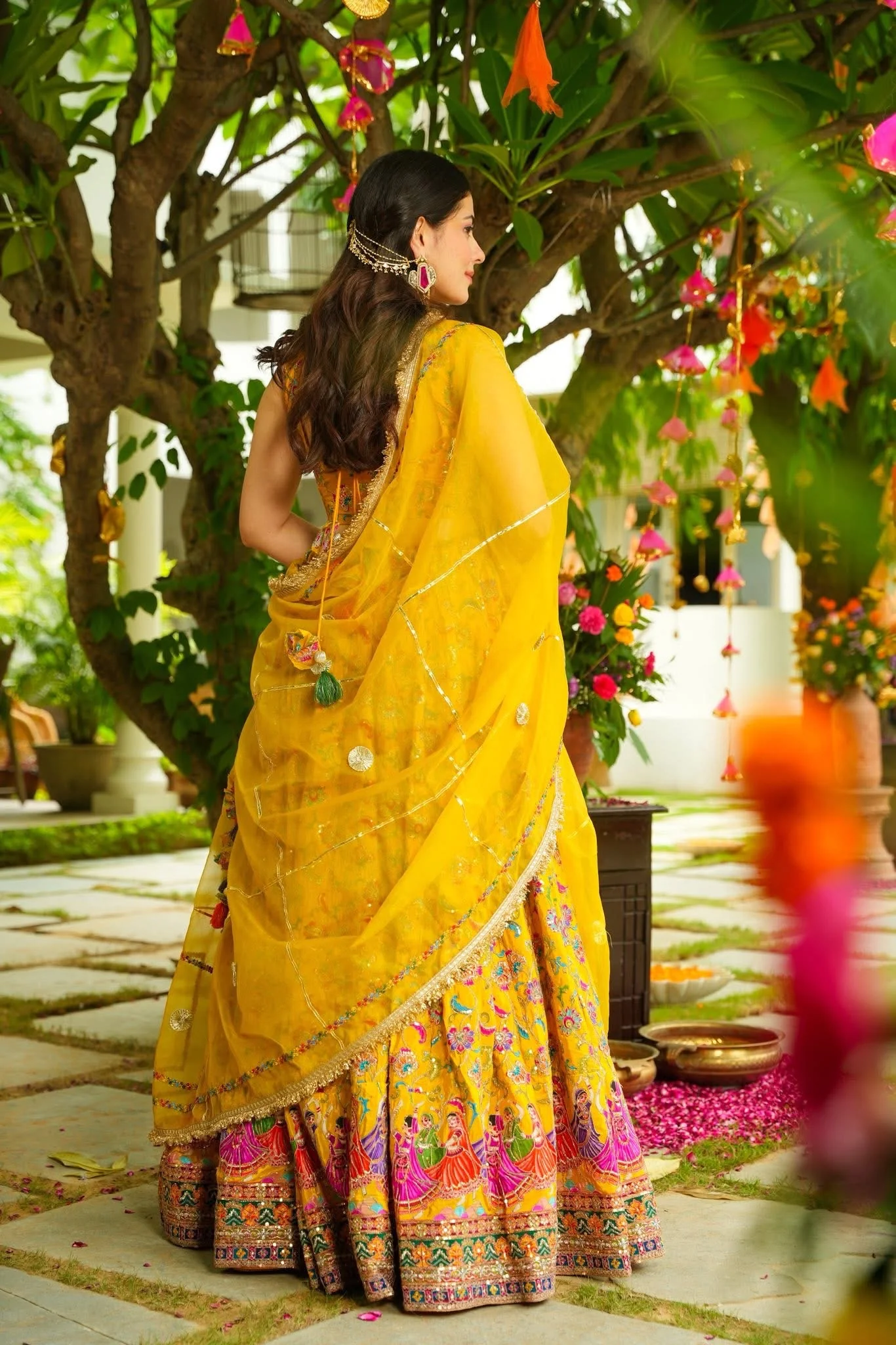Jaipur, Clothing & Accessories, INR 11200,  Buy Idaho Raasnika Heavy Lehenga Set Online