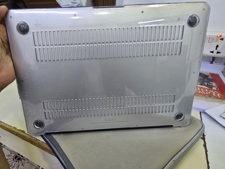 Jeddah, Computers, SAR 1200,  Macbook Air For Sale