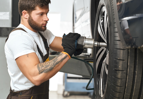 Washington DC, Automotive, Flat Tire On Your Semi Truck? 24/7 Mobile Tire Repair & Truck Tire Service