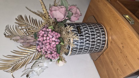 Riyadh, Household Items, SAR 200,  Dry Flower Vase