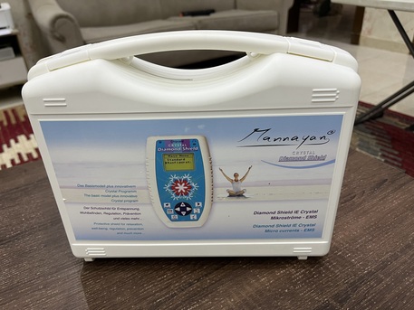 Dhahrat Laban, Health & Beauty Items, SAR 2000,  Diamond Shield Crystal Zapper Bundle - Rarely Available In Riyadh