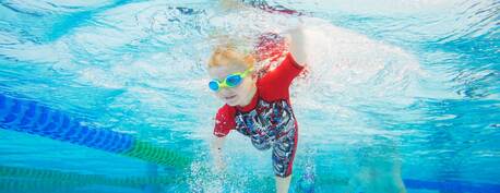Manama, Training, Swimming Trainer