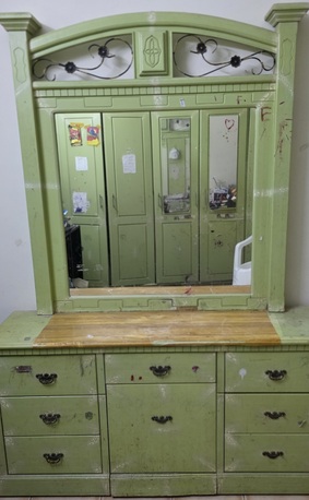 Bilad Al Qadeem, Furniture, BHD 105,  Bed Room Set Complete For Sale Without Delivery