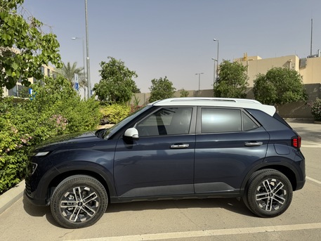Riyadh, Vehicles, Cars & Trucks , SAR 55000,  Hyundai Venue,  2024,  Automatic,  31000 KM,   1.0 Turbo,  For Sale Or Waiver