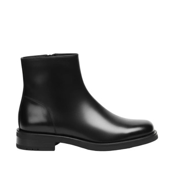 Mumbai, Clothing & Accessories, Chelsea Boots | The Ultimate Men