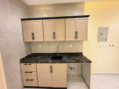 Al Malaz, Apartments, Flats, Houses & Villas, SAR 27000/year,  1 BR,  Apartment In Al Malaz (Officers) District, In A Very Prime Location