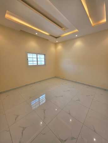 Al Malaz, Apartments, Flats, Houses & Villas, SAR 27000/year,  1 BR,  Apartment In Al Malaz (Officers) District, In A Very Prime Location