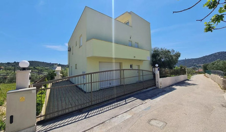 Zagreb, Business, Ferienwohnung An Der Dalmatinischen Küste Buchen