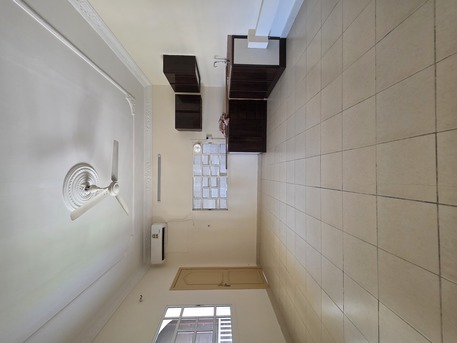 Hoora, Apartments, Flats, Houses & Villas, BHD 210/month,  1 BR,  Very Neet Semi Furnished 1 Bedroom Flat With Unlimited Ewa & Balcony 210 BD In Hoora