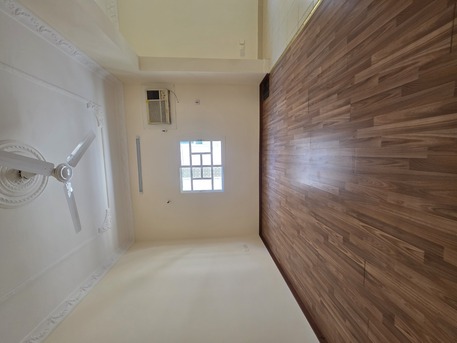 Hoora, Apartments, Flats, Houses & Villas, BHD 180/month,  1 BR,  Very Neet Semi Furnished 1 Bedroom Flat With Unlimited Ewa 180 BD In Hoora