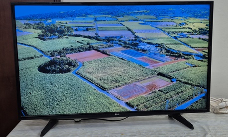 Al Jubail Al Balad, Electronics, SAR 350,  LG Smart TV 43 Inch (350SAR)