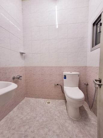 Hoora, Apartments, Flats, Houses & Villas, BHD 130/month,  Studio,  Very Neet UN Furnished 1 Bedroom Studio Family Flat With Unlimited Ewa @130/BD In Hoora