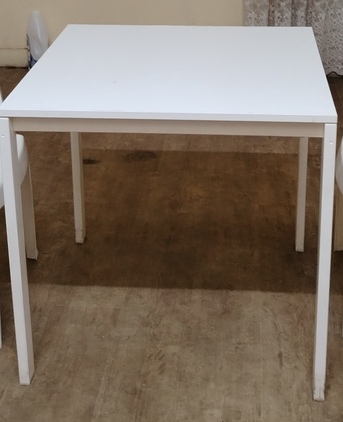 Jeddah, Household Items, SAR 150,  Ikea White Table And Chairs