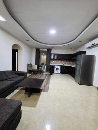 Salmaniya, Apartments, Flats, Houses & Villas, BHD 300/month,  Furnished,  2 BR,  Fully Furnished 2 BHK Family Flat With Ewa & Parking @300/BD In Salmaniya