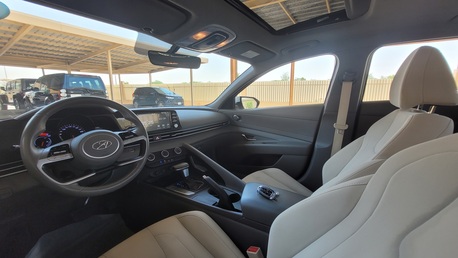 Riyadh, Vehicles, Cars & Trucks , SAR 64,  Hyundai Elantra 2.0 GLS A/T Mid,  2021,  Automatic,  64000 KM,    - 64,000km