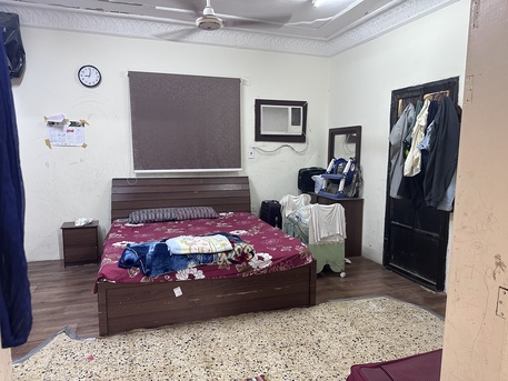 Jeddah, Bedspace For Rent, SAR 650/month,  Furnished, One Room Available For Executive Bachelor Hyderabadi