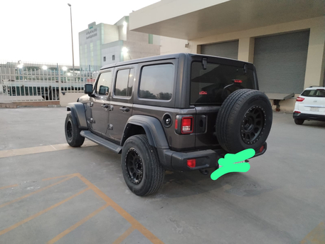Dammam, Vehicles, Cars & Trucks , SAR 105000,  Jeep Grand Wagoneer,  2021,  Automatic,  114000 KM,