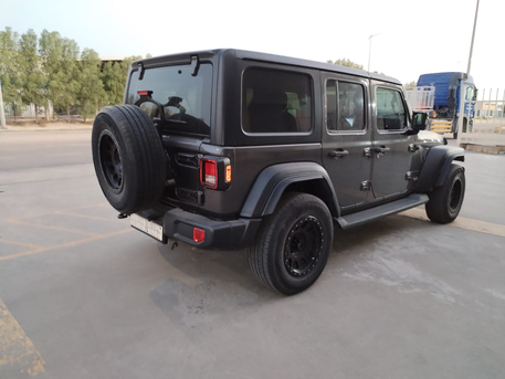 Dammam, Vehicles, Cars & Trucks , SAR 105000,  Jeep Grand Wagoneer,  2021,  Automatic,  114000 KM,