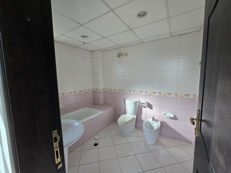 Manama, Offices, BHD 350,  110 Sq. Meter,  Prime Office Space For Rent &ndash; Bright & Spacious!