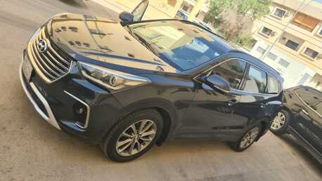 Riyadh, Vehicles, Cars & Trucks , SAR 40,  Hyundai Santa Fe,  2017,  Automatic,  320150 KM,   - Model  - 7 Seater Family Car