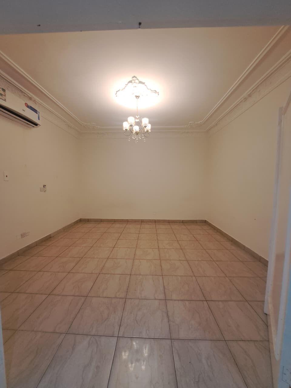 Al Rahmaniyah, Apartments, Flats, Houses & Villas, SAR 34000/year,  2 BR,  Family Room Available At Wurud  Area