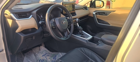 Dammam, Vehicles, Cars & Trucks , SAR 71000,  Toyota RAV4,  2022,  Automatic,  220 KM,
