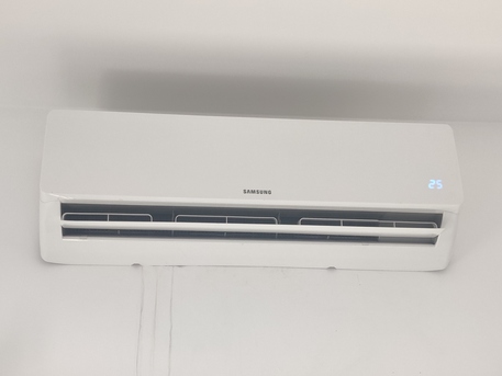 Riffa, Air Conditioners, BHD 130,  Samsung 1.5 Ton Split AC (Excellent Condition) &ndash; Includes 25m Copper Pipe!